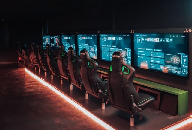 AVParadox: Exploring the New Digital Frontier